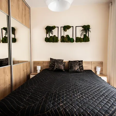 Przy Bulwarach W Straconce Apartment *